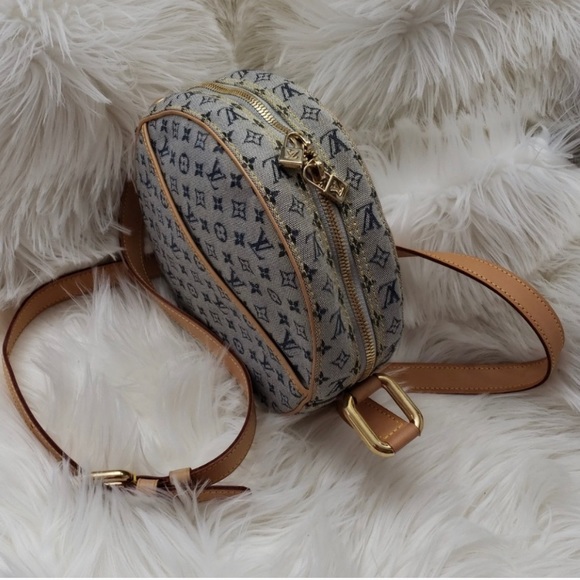 Louis Vuitton Handbags - Lin Jeanne PM rare 🎊🎊
